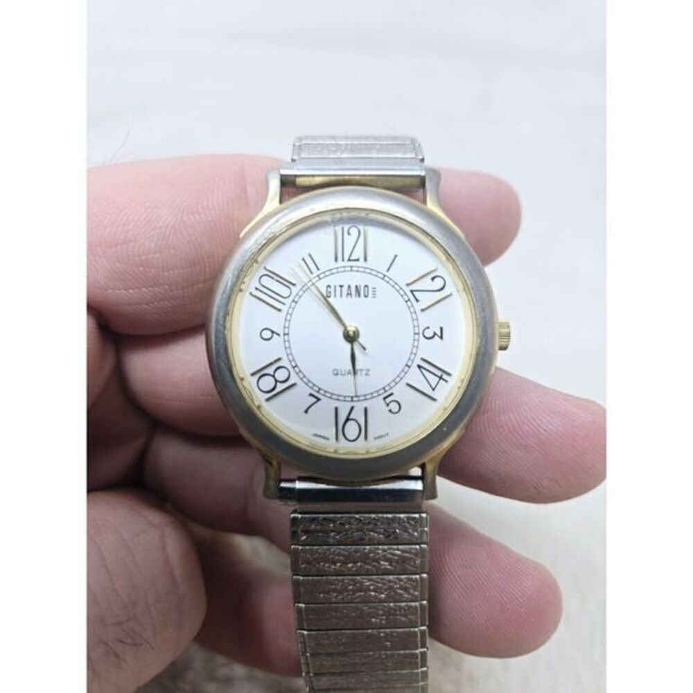 Vintage Gitano Quartz Watch With Silver Band White Face Gold Tone‎
